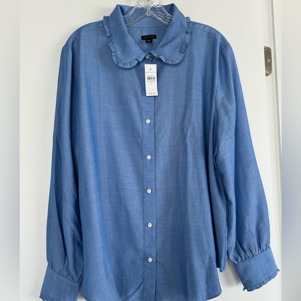 Ann Taylor Chambray Ruffle Collar Shirt, size XL (NWT)